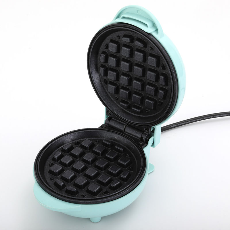 Mini Waffle Maker pour les brownies à base de hachage, les gaufres Keto avec des surfaces non collantes faciles à nettoyer